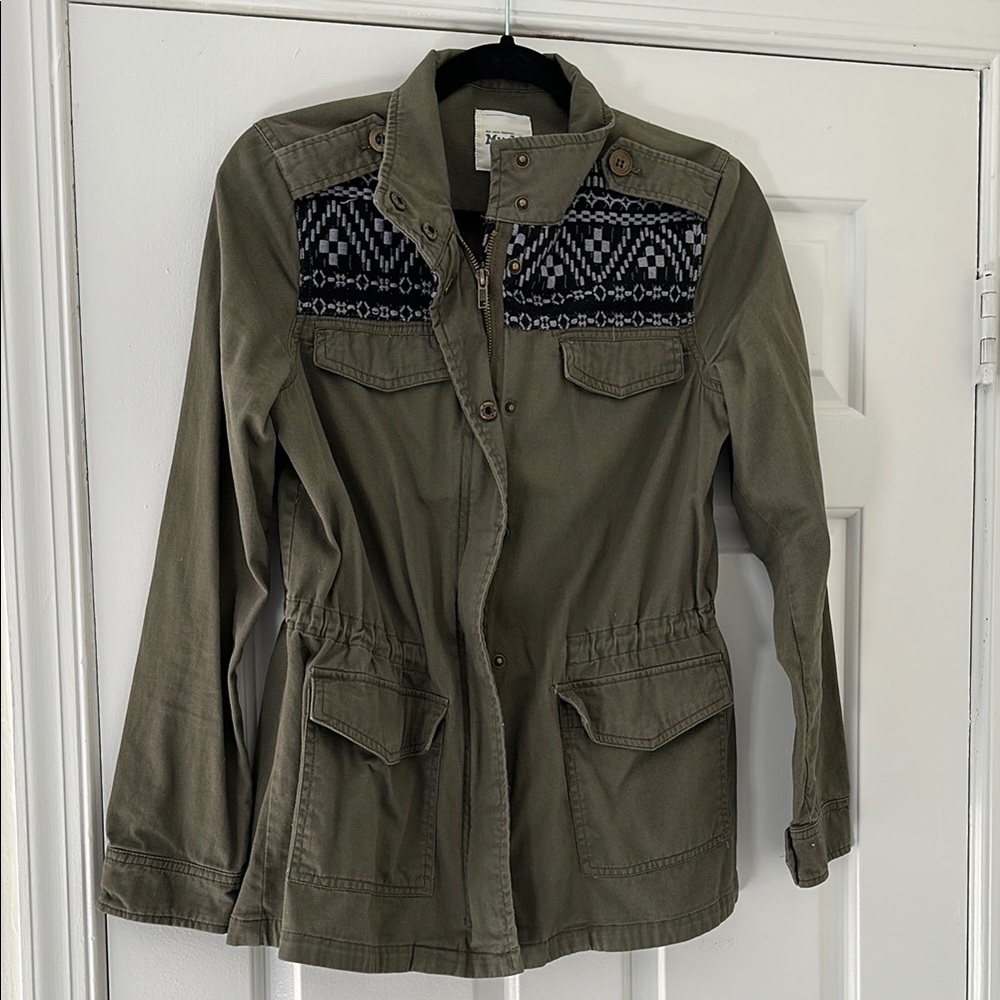 Lightweight Jacket